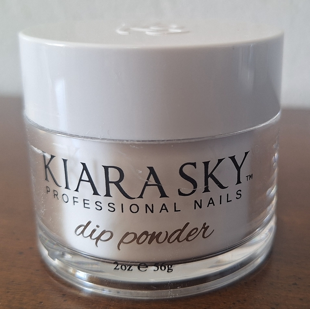 Kiara Professional Nails Dip Powder Natural 2 Oz